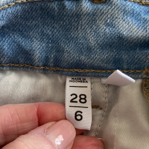 Loft Let Down Hem High Rise Kick Crop Jeans - Picture 4 of 10